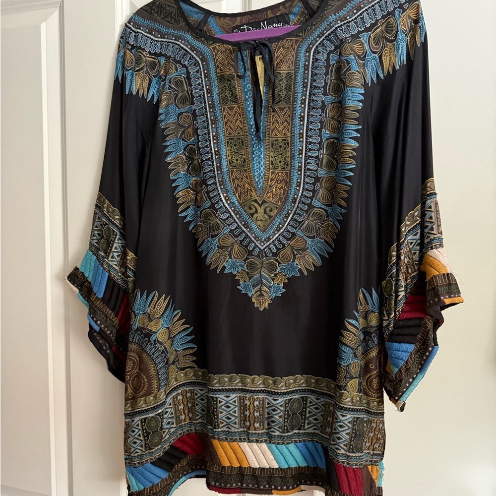 Da-Nang Blue and Black Graphic Tunic with 3/4 Sleeves